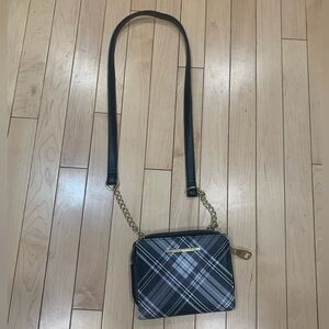 Steven Madden bag | plaid crossbody with gold chain and black strap